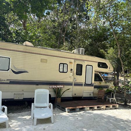 Hotel Momotoh Camper Xpujil Esterno foto