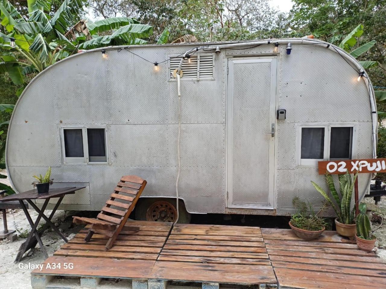 Hotel Momotoh Camper Xpujil Esterno foto
