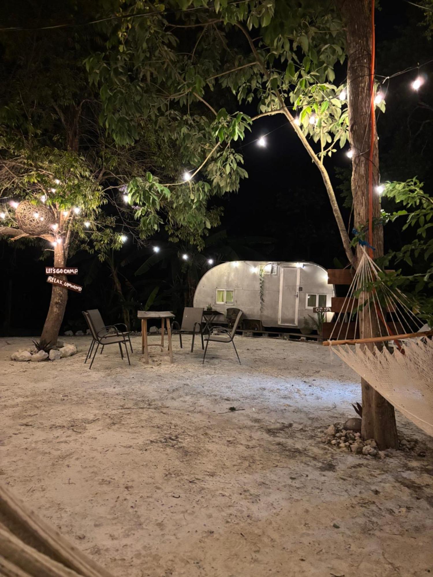 Hotel Momotoh Camper Xpujil Esterno foto